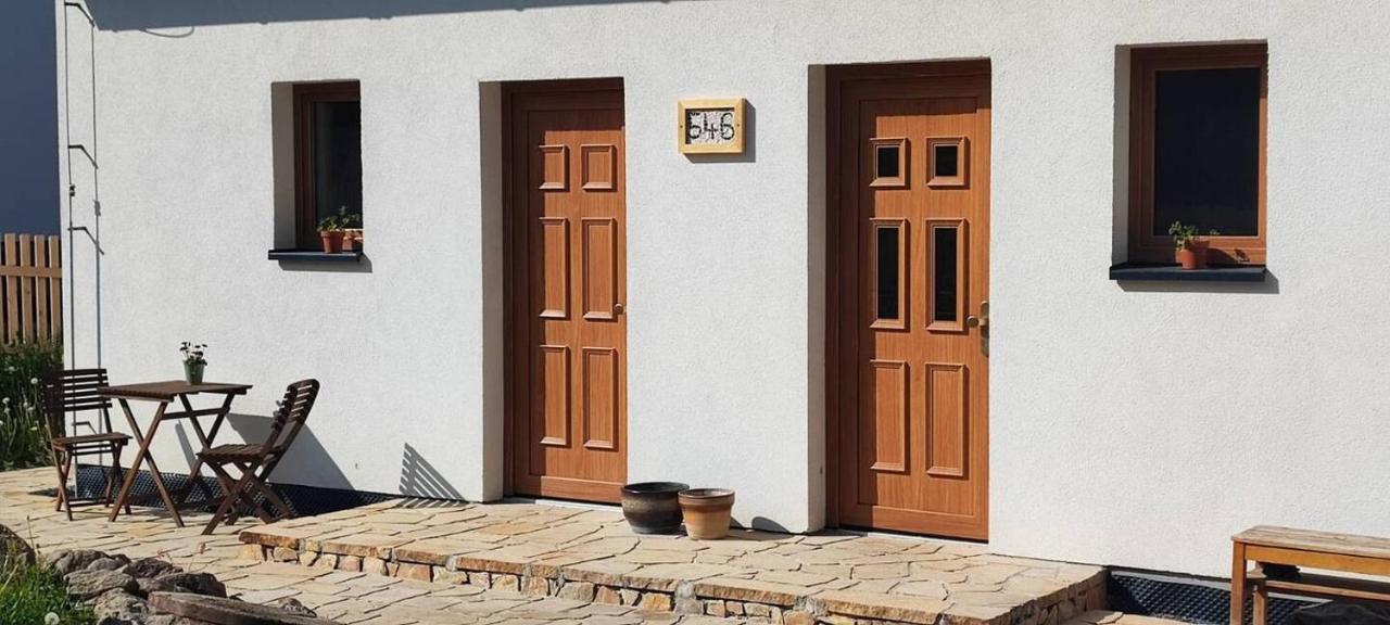 Lovely Fully-Equipped Studio In Tisa Village. Rocks Only 5 Minutes Walk Buitenkant foto