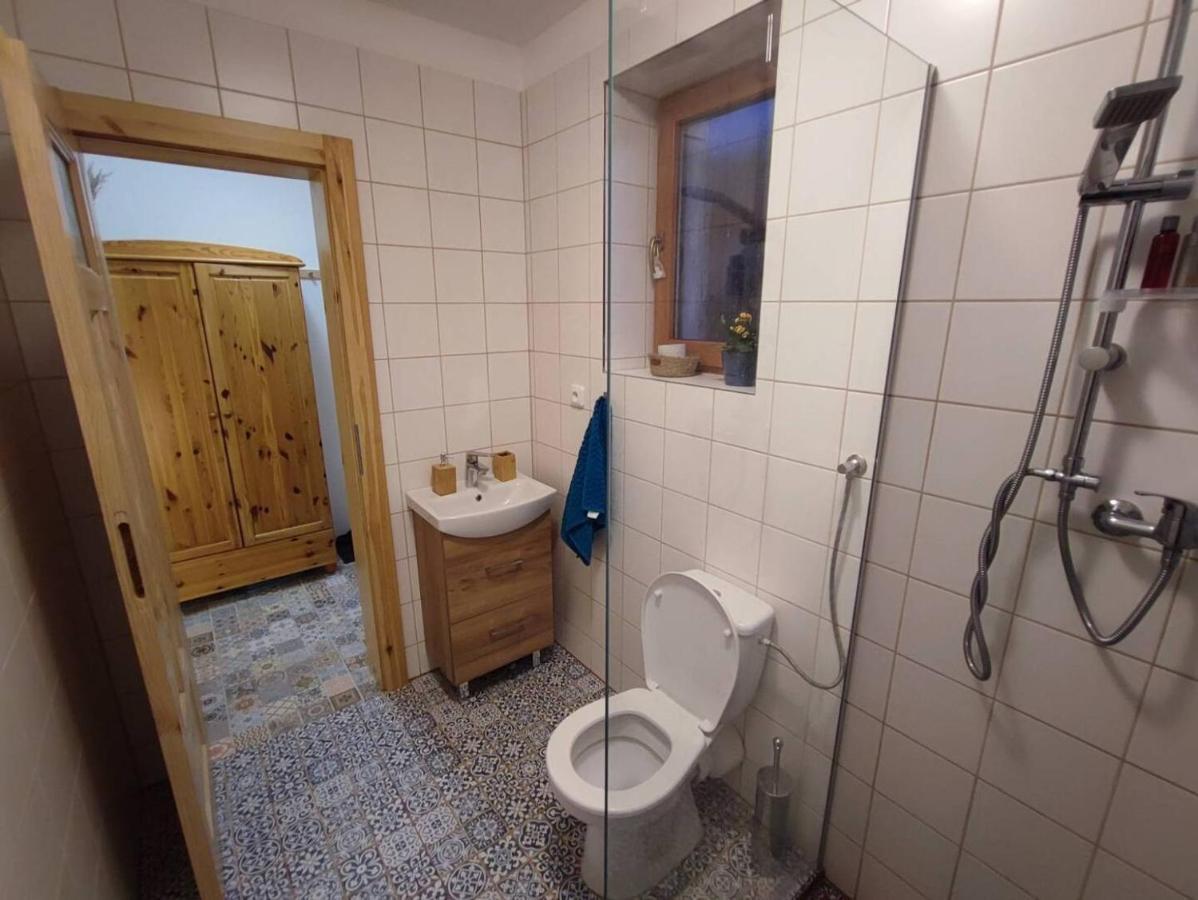 Lovely Fully-Equipped Studio In Tisa Village. Rocks Only 5 Minutes Walk Buitenkant foto